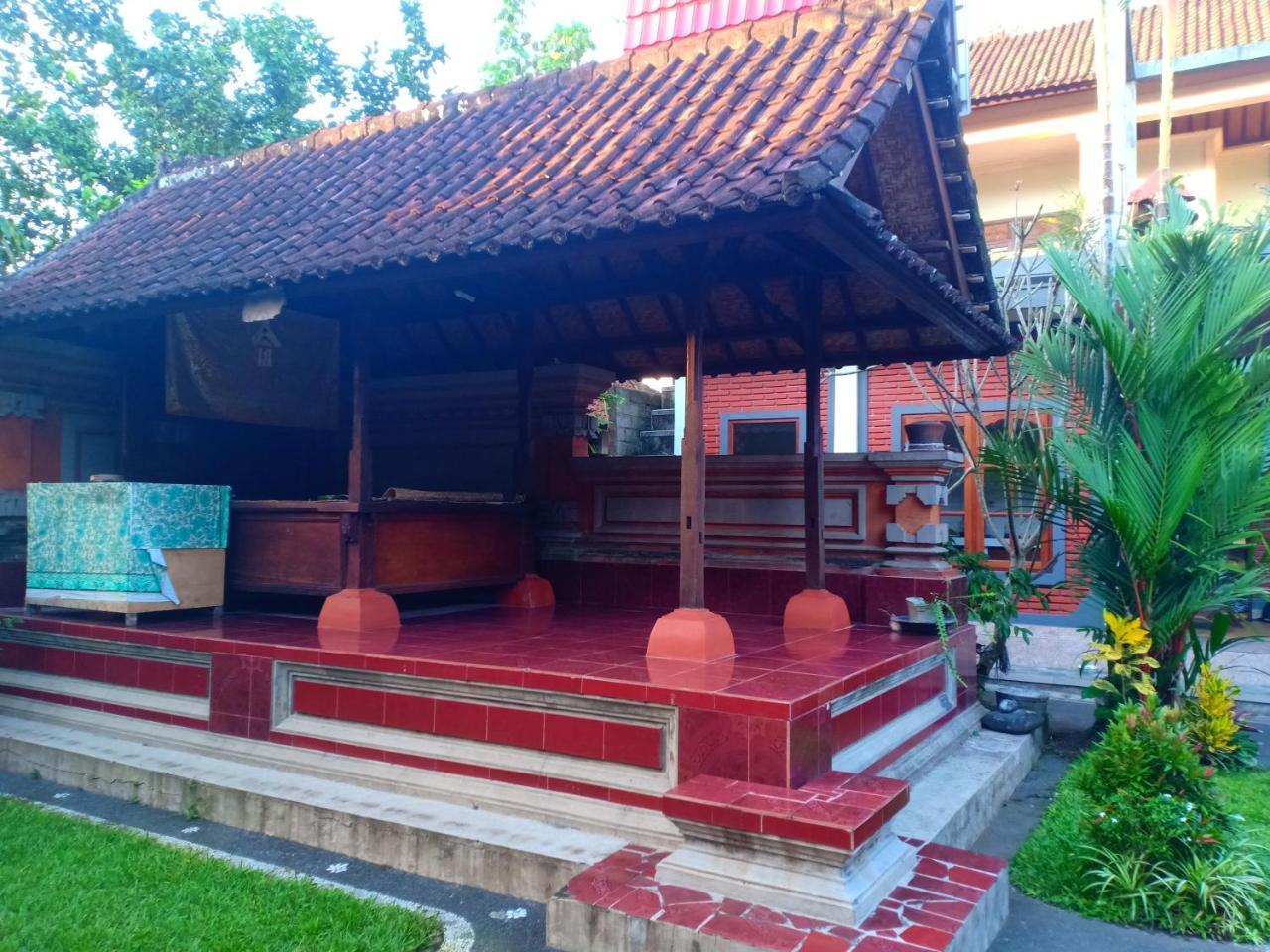 Dekwah Homestay Ubud Exterior foto